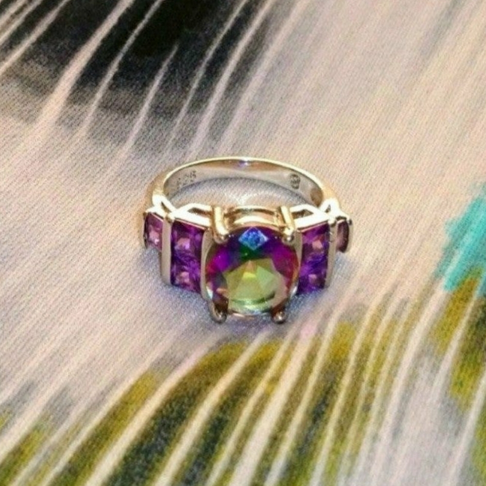 Size 9 - 925 Sterling Silver Rainbow Topaz and Amethyst Accent Ring
